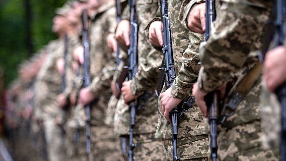 У Генштабі ЗСУ нагадали, що закон, згідно з яким у воєнний час не можна покидати місце проживання без дозволу військкомату, діє вже 30 років