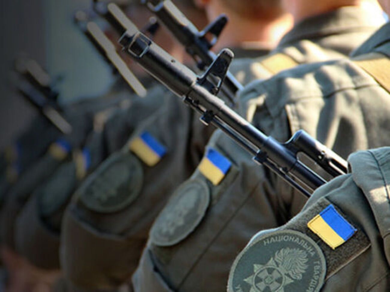 Резервістам і військовозобов'язаним доведеться брати дозволи на поїздки по Україні, але в Міноборони обіцяють "дотримуватися балансу"