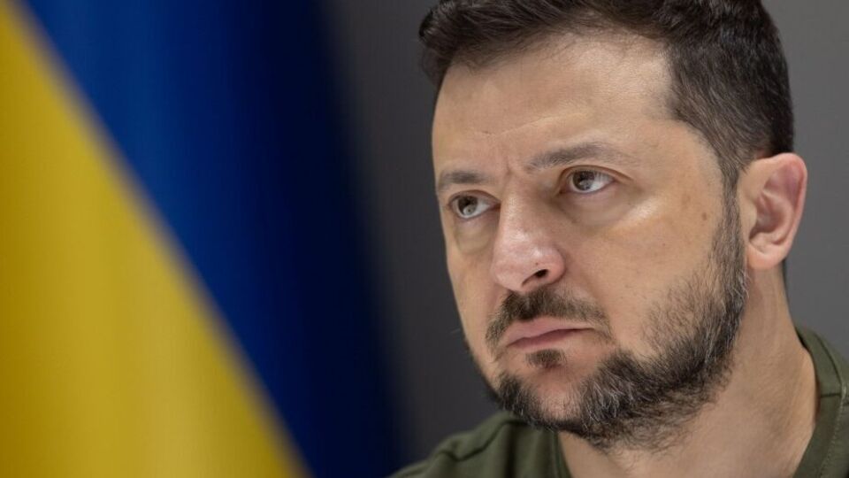 Зеленский: Я обещаю народу с этим разобраться и прошу Генеральный штаб в дальнейшем не принимать без меня подобных решений