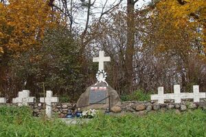 В Польше сообщили, что кладбище "сровняли с землей"