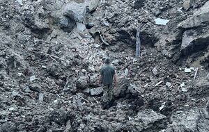 Гамалий опубликовал фото воронки