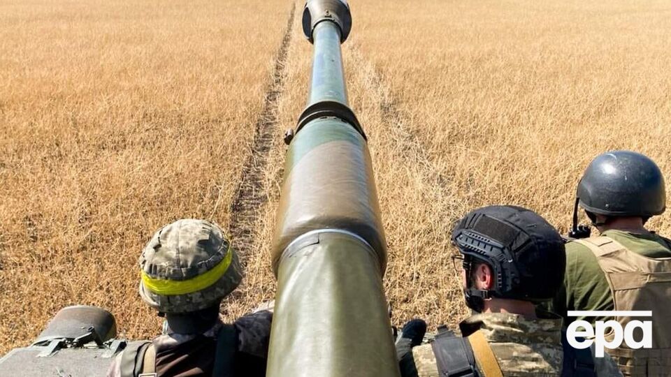 3 липня Генштаб ЗСУ повідомив про відхід українських військ із Лисичанська у зв'язку з "кратною перевагою" окупантів