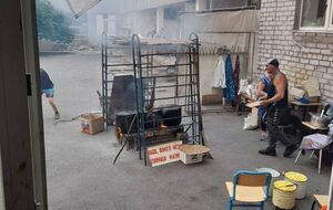 В оккупированном Мариуполе в школе продукты питания для детей хранят в ненадлежащих условиях