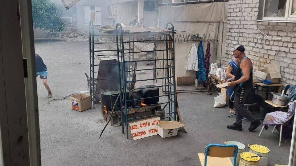 В оккупированном Мариуполе в школе продукты питания для детей хранят в ненадлежащих условиях