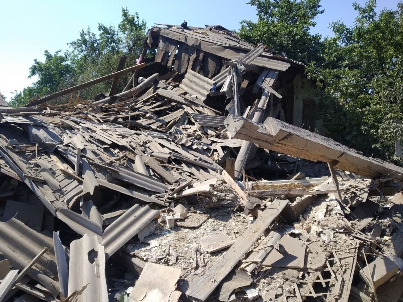 Відомо про щонайменше одного пораненого внаслідок обстрілу