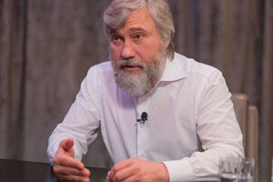 6 июня Новинский опубликовал заявление о сложении полномочий народного депутата