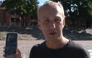 Учитель из Литвы Сергей Козлов вынужден доказывать, что под санкции ЕС попал не он, а его однофамилец и тезка из "ЛНР"