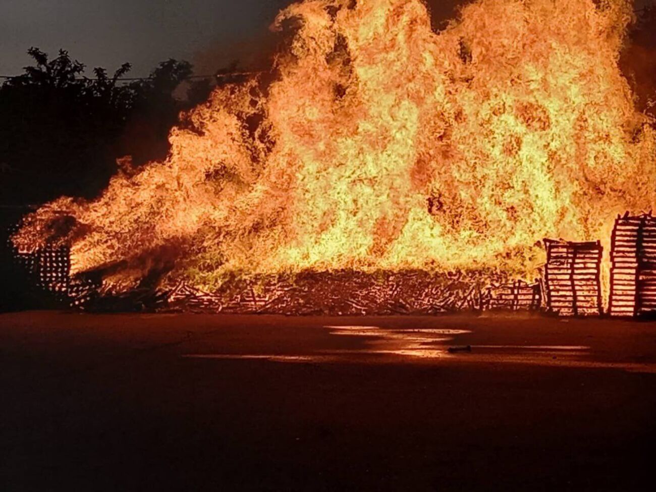 В результате обстрела оккупантами произошло возгорание на предприятии в&nbsp;Покровской общине, отметил глава Днепропетровской ОВА