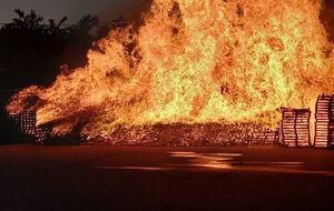 В результате обстрела оккупантами произошло возгорание на предприятии в Покровской общине, отметил глава Днепропетровской ОВА