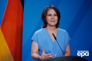 Бербок заявила, що напад Росії на Україну буде однією з головних тем майбутнього саміту G20