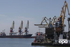 Окупанти готуються незаконно вивозити вантажі з Маріуполя до Сирії, повідомив радник мера Петро Андрющенко