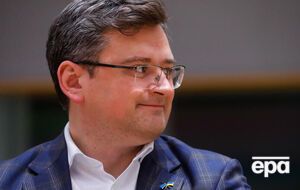 За семь дней функционирования визового режима Украины с РФ было больше 100 звонков россиян с просьбой разъяснить правила въезда, отметил Кулеба