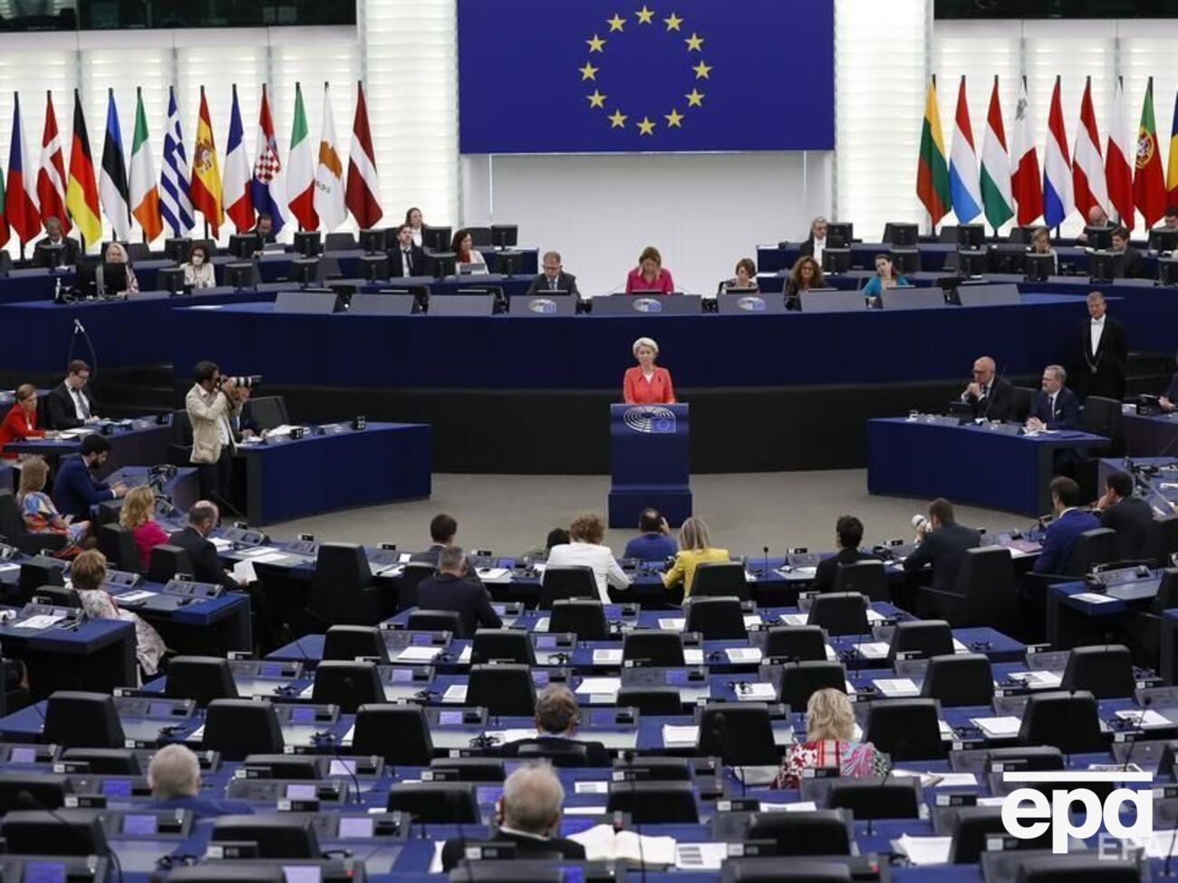 Посадовці ЄС вимагають додаткових гарантій повернення коштів