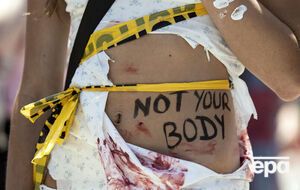 Европарламент призывает сделать право на аборты фундаментальным в ЕС