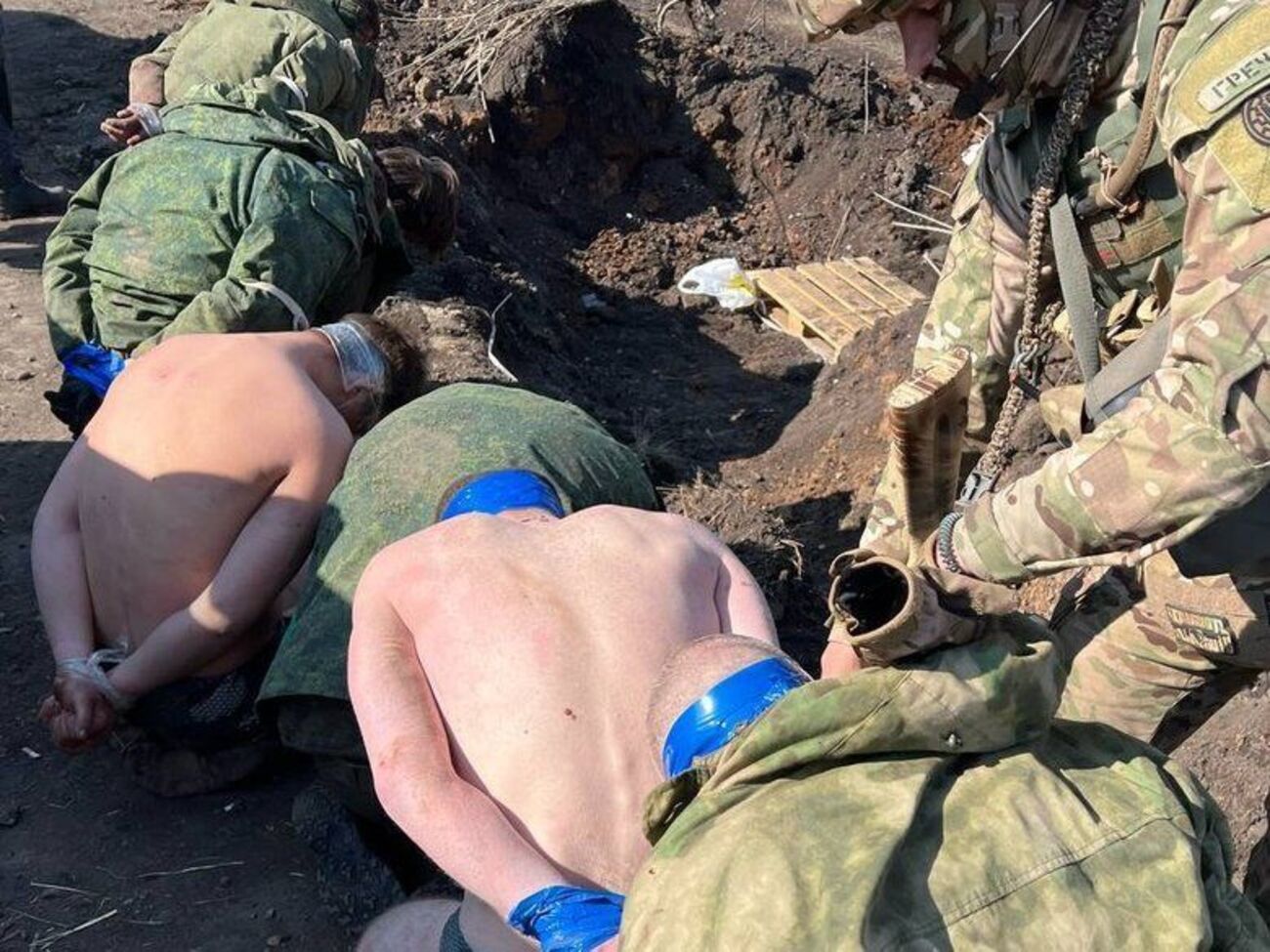 Боевик сдался ВСУ при освобождении села Ольховка Харьковской области