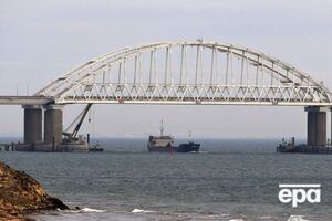 Міст з'єднує РФ з окупованим Кримом