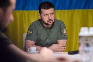 Зеленский заслушал доклад о ситуации в Криворожском районе, положении дел в воинских частях и подразделениях