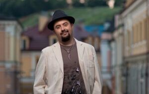 Хомулко співпрацював із гуртами "Бумбокс", "Крихітка" і "Димна суміш"