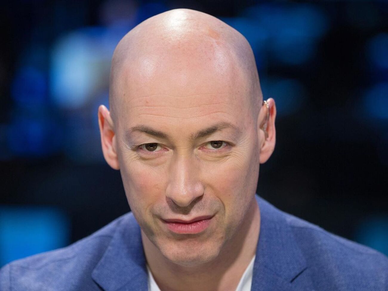 Гордон показав, який вигляд має із зачіскою, як у Джонсона