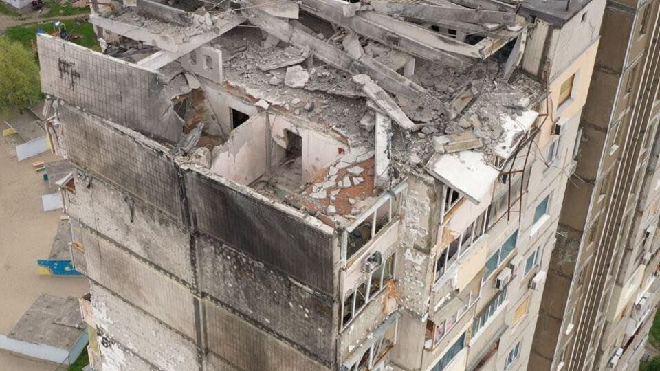 Найтяжчі воєнні злочини окупантів у Києві – ракетні обстріли мирного населення і цивільної інфраструктури, зазначили у прокуратурі столиці