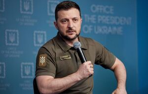Зеленський назвав сфери, якими посадовцям треба займатися насамперед