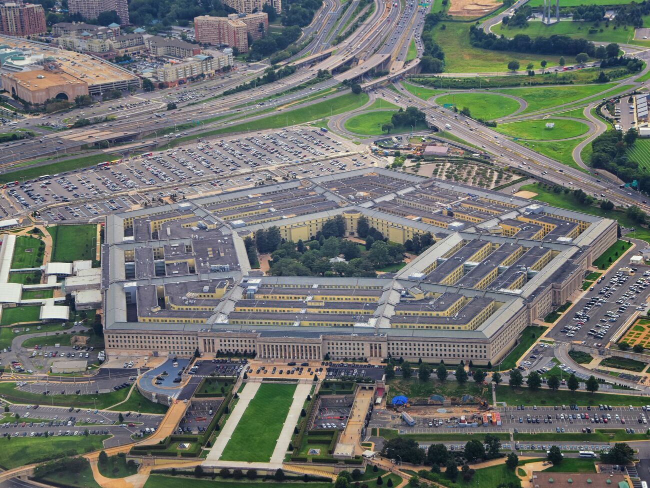США "повертаються до того, щоб думати про те, що потрібно українцям протягом наступних місяців та років", зазначив представник Пентагону