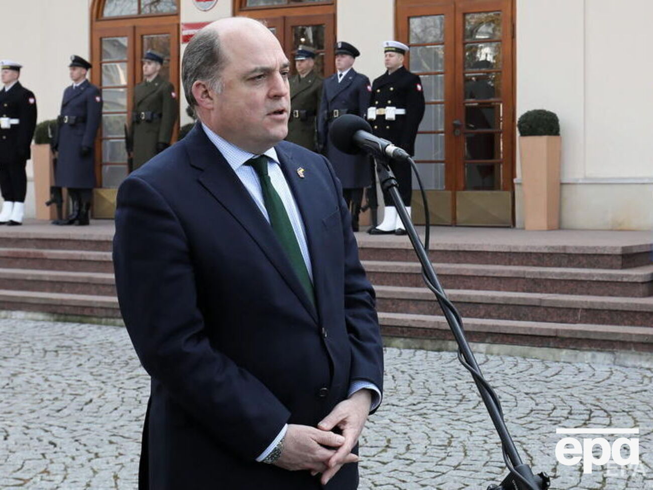 Уоллес заявил, что сосредоточен на безопасности Великобритании