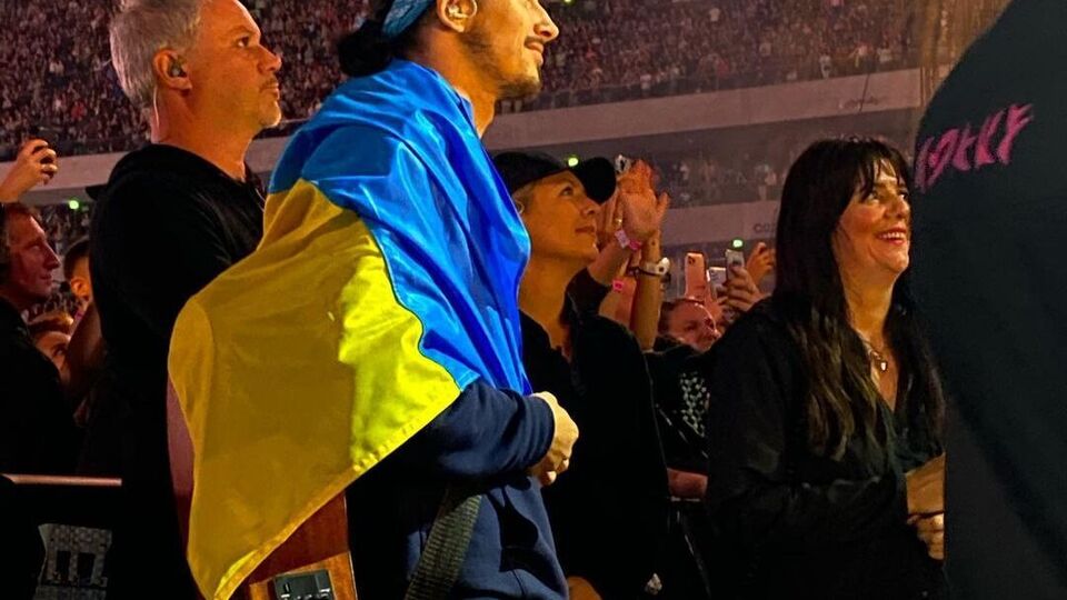 Пунч: Я очень благодарен Крису Мартину, группе Coldplay за волшебный день. Я почувствовал себя частицей этой магической семьи