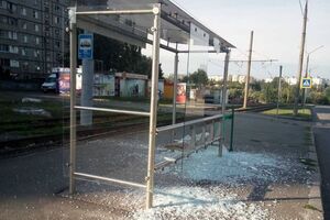Российские захватчики обстреляли остановку общественного транспорта