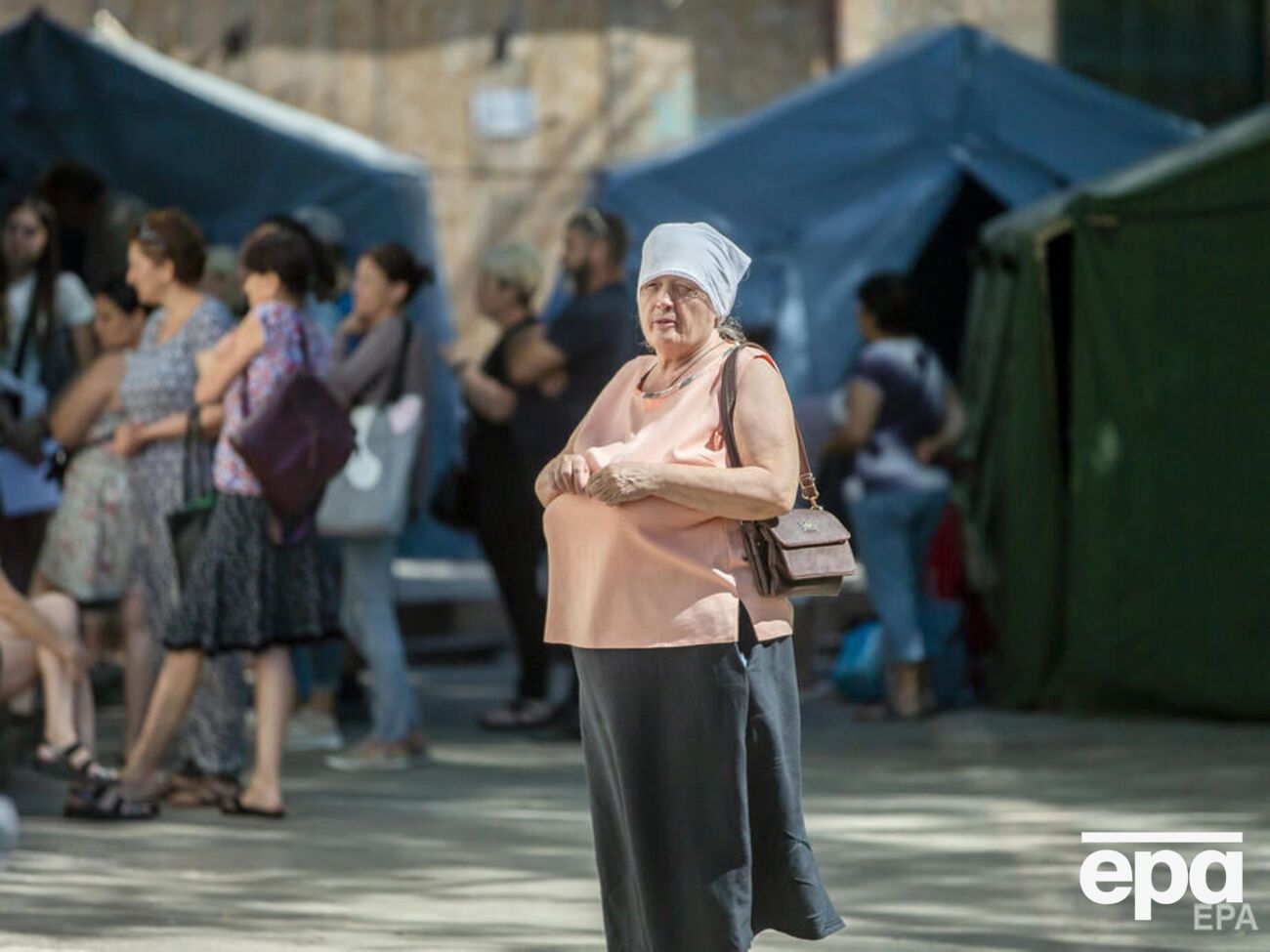 Без документального подтверждения законности поступлений у беженцев могут потребовать возврат социальной помощи и попросят покинуть социальное жилье, прогнозирует эксперт