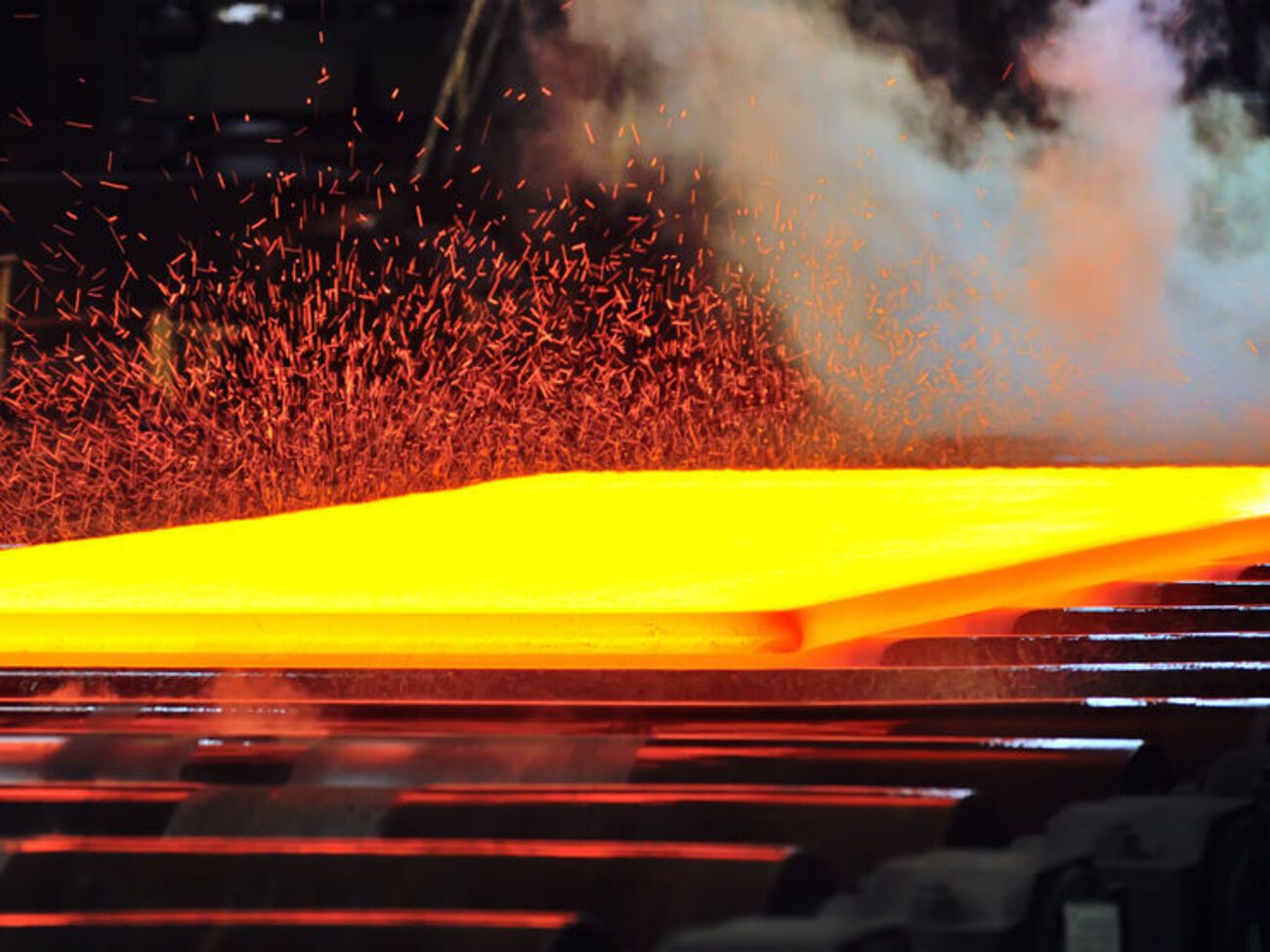 Виробництво 1 тонни сталі потребує перевезення залізницею до 4,5 тонн вантажів