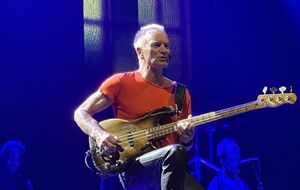 Стинг: Тиран лжет. Если кто-то не согласен с тираном, ему грозит тюремное заключение и даже смерть