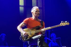 Стінг: Тиран бреше. Якщо хтось не згоден із тираном, йому загрожує ув'язнення і навіть смерть