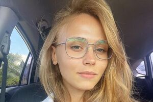 Анна Кошмал занимается волонтерской деятельностью в пользу ВСУ