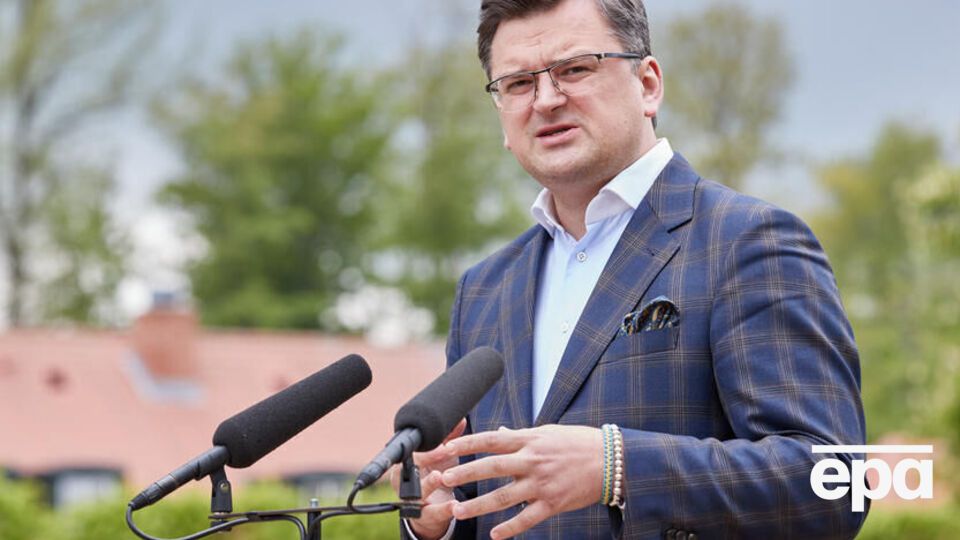 Кулеба поддержал президента, который заявил об изменении позиции Украины по поводу выезда россиян из РФ