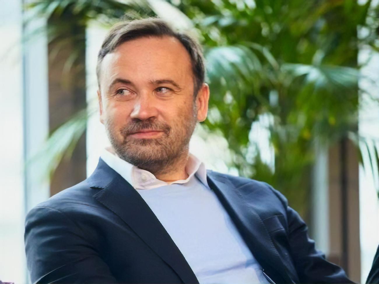 Пономарьов: Путін вважав, що він Зеленського завербує, а Зеленський вважав, що Путіна зачарує. І ось дві самотності зустрілися &ndash; і ніхера не вийшло