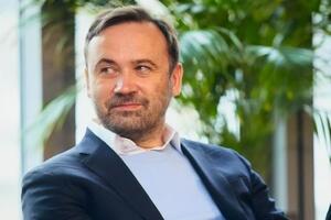 Пономарьов: Путін вважав, що він Зеленського завербує, а Зеленський вважав, що Путіна зачарує. І ось дві самотності зустрілися – і ніхера не вийшло