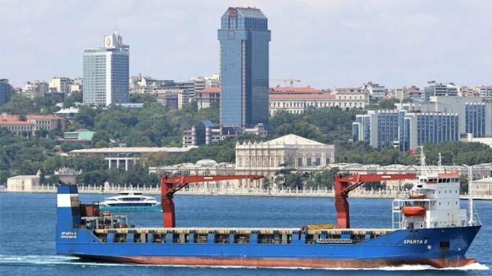 Підсанкційне судно Sparta II пройшло через протоку Босфор із порту Тартус до Новоросійська, імовірно, з вантажем зброї на борту