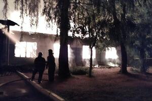 В подмосковном Долгопрудном горела казарма воинской части