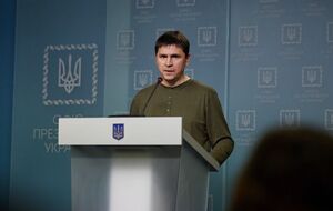 Подоляк считает, что взрывы в Зябровке и Новофедоровке имеют кармический характер