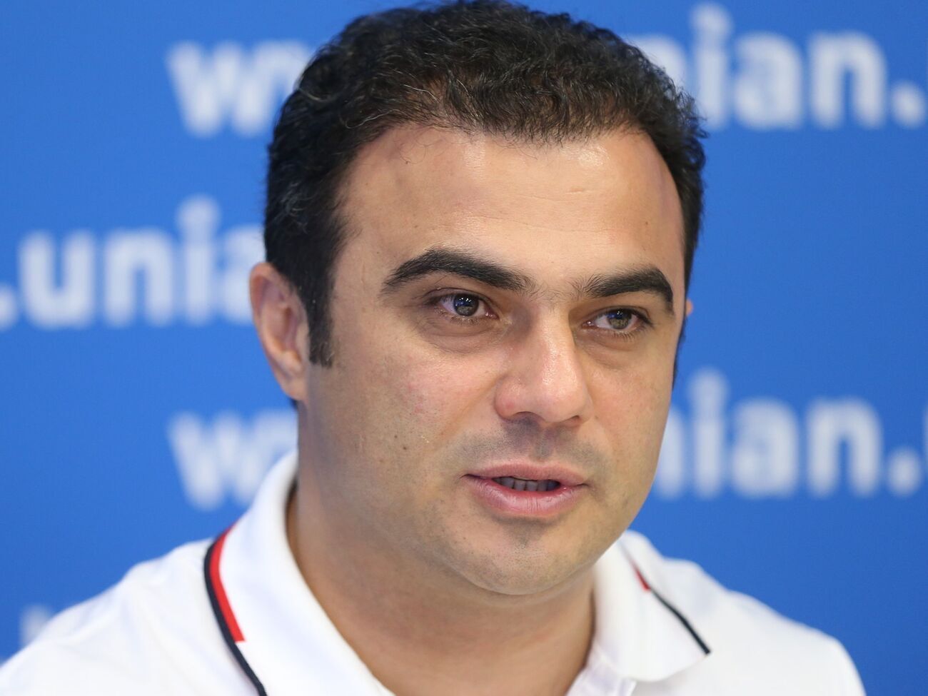 Росія банально намагається поцупити в України трильйони доларів. От справжня ціна цієї війни, бомбардувань та геноциду українців