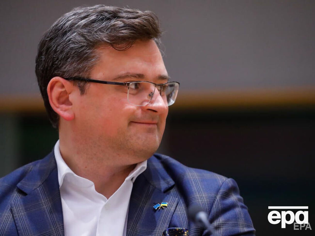 Кулеба заявив, що українські дипломати працюють над тим, щоб обмежити в'їзд росіянам до Європи