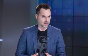 Арестович (на фото) рассказал Гордону версию Демченко о подписании Харьковских соглашений