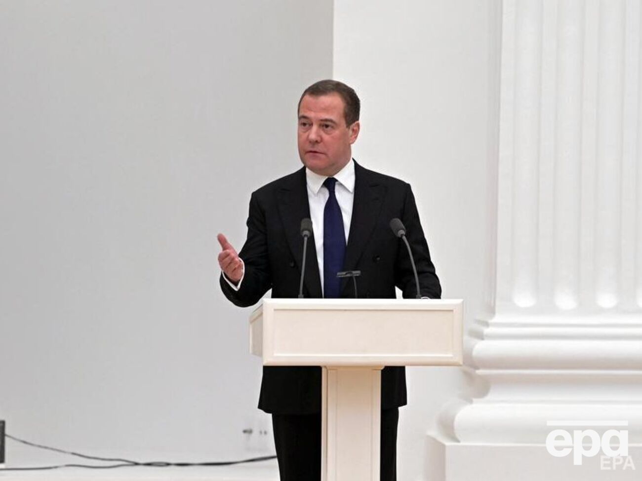 Медведєв стверджує, що обстрілами Запорізької АЕС нібито займаються українські військові