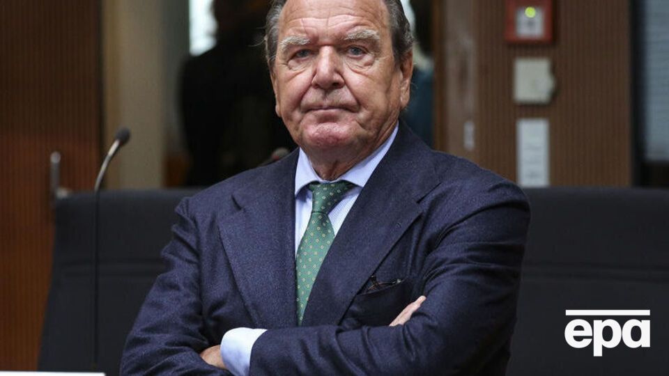 Шредер не согласен с решением Бундестага