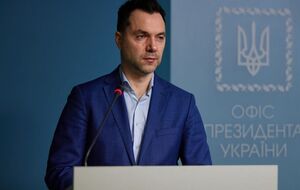 Арестович поделился воспоминаниями о первом дне войны