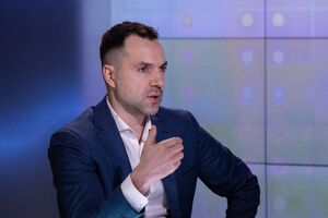 Арестович подчеркнул, что еще не заработал ленд-лиз