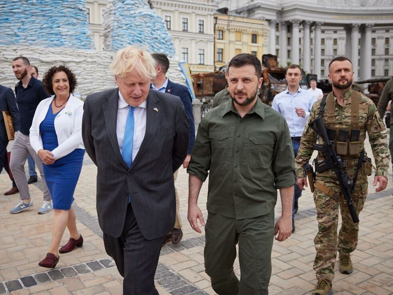 Сіммонс: Джонсон іще не пішов. Він усе ще наш прем'єр-міністр