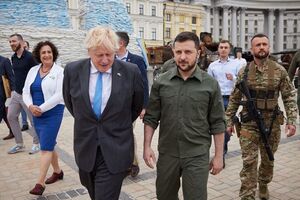 Сіммонс: Джонсон іще не пішов. Він усе ще наш прем'єр-міністр