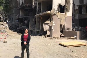 Сіммонс: Необхідно знайти безпечні способи висловитися для постраждалих жінок